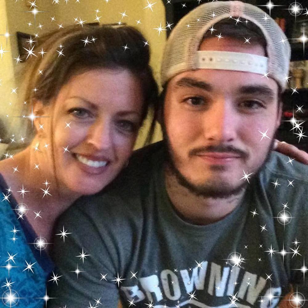 Meet your Posher, Leila